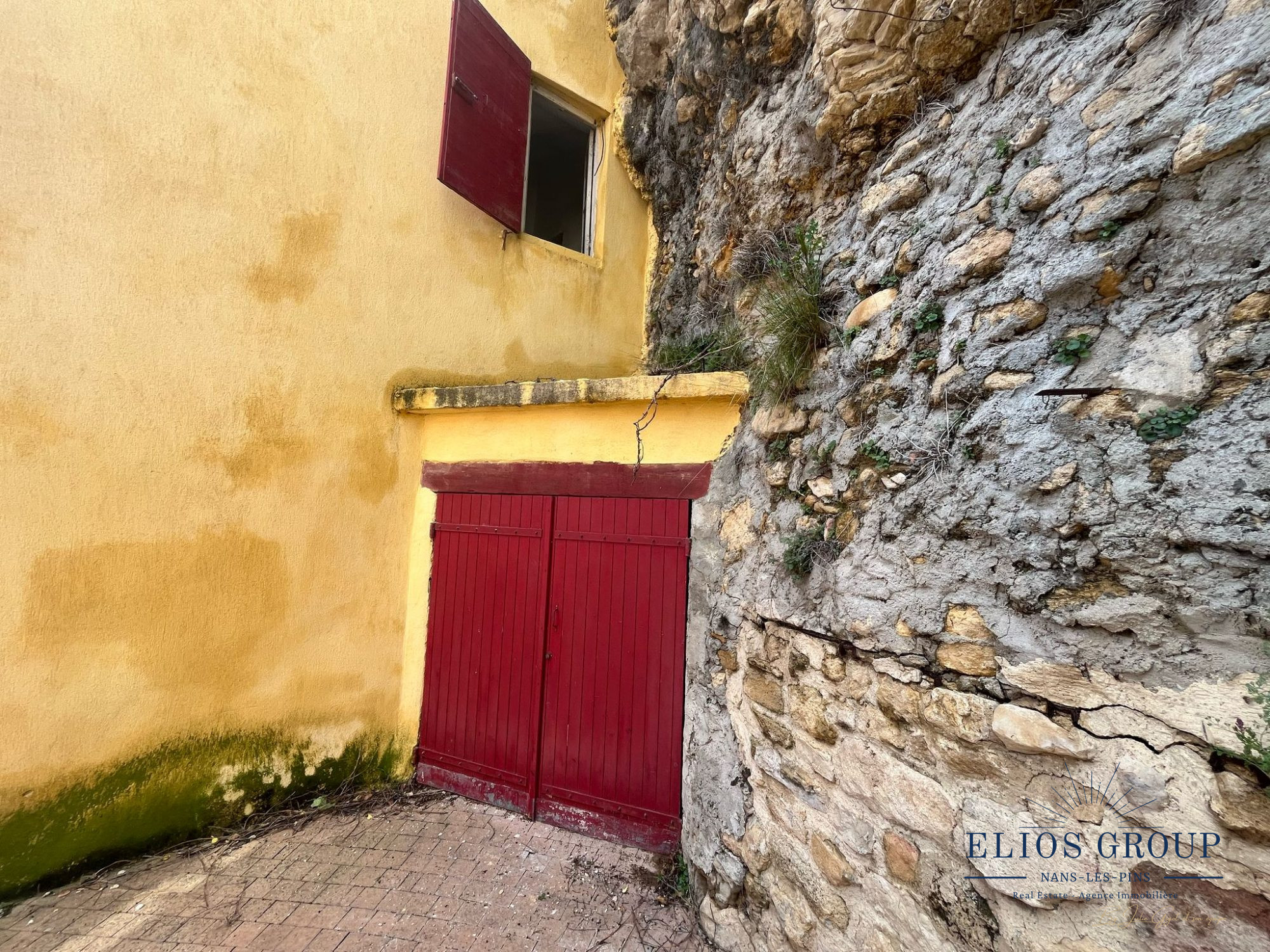 Maison sur Jouques ; 165 000 €  ; A vendre Réf. 895-ELIOSGROUP1_895
