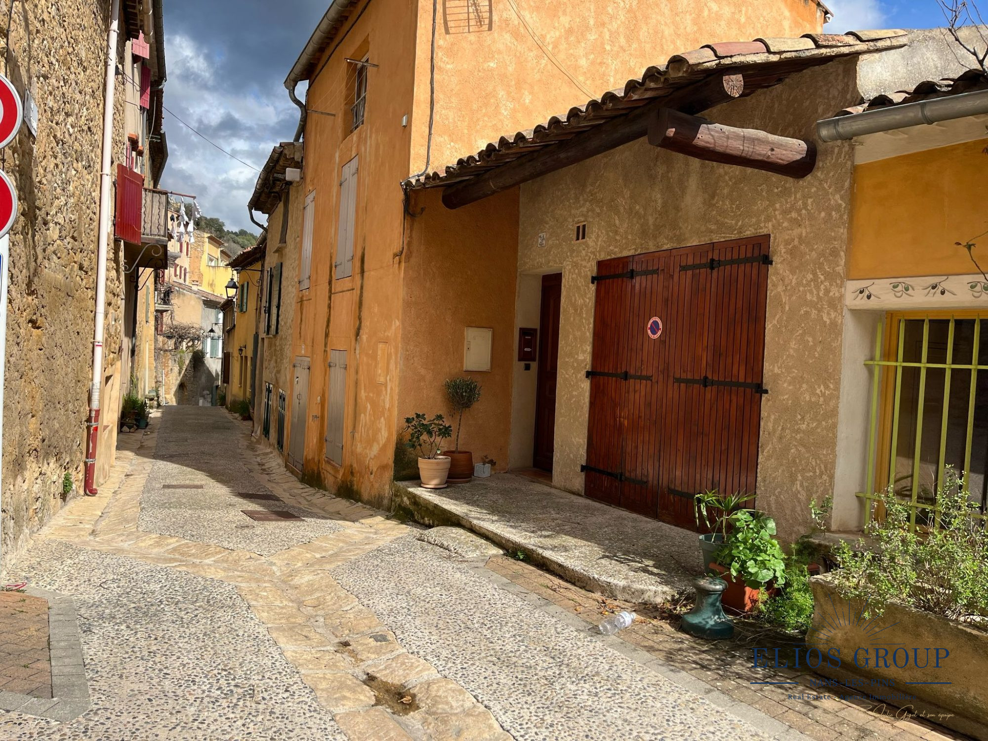 Vente maison 165 000 €  Jouques