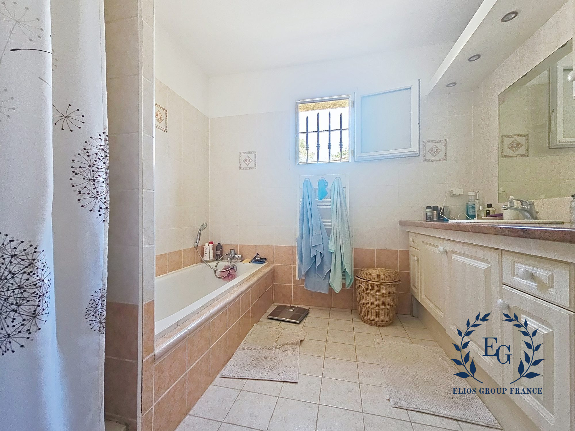 Maison 330 000 € Réf. 1219-ELIOSGROUP1_1219 Nans les Pins