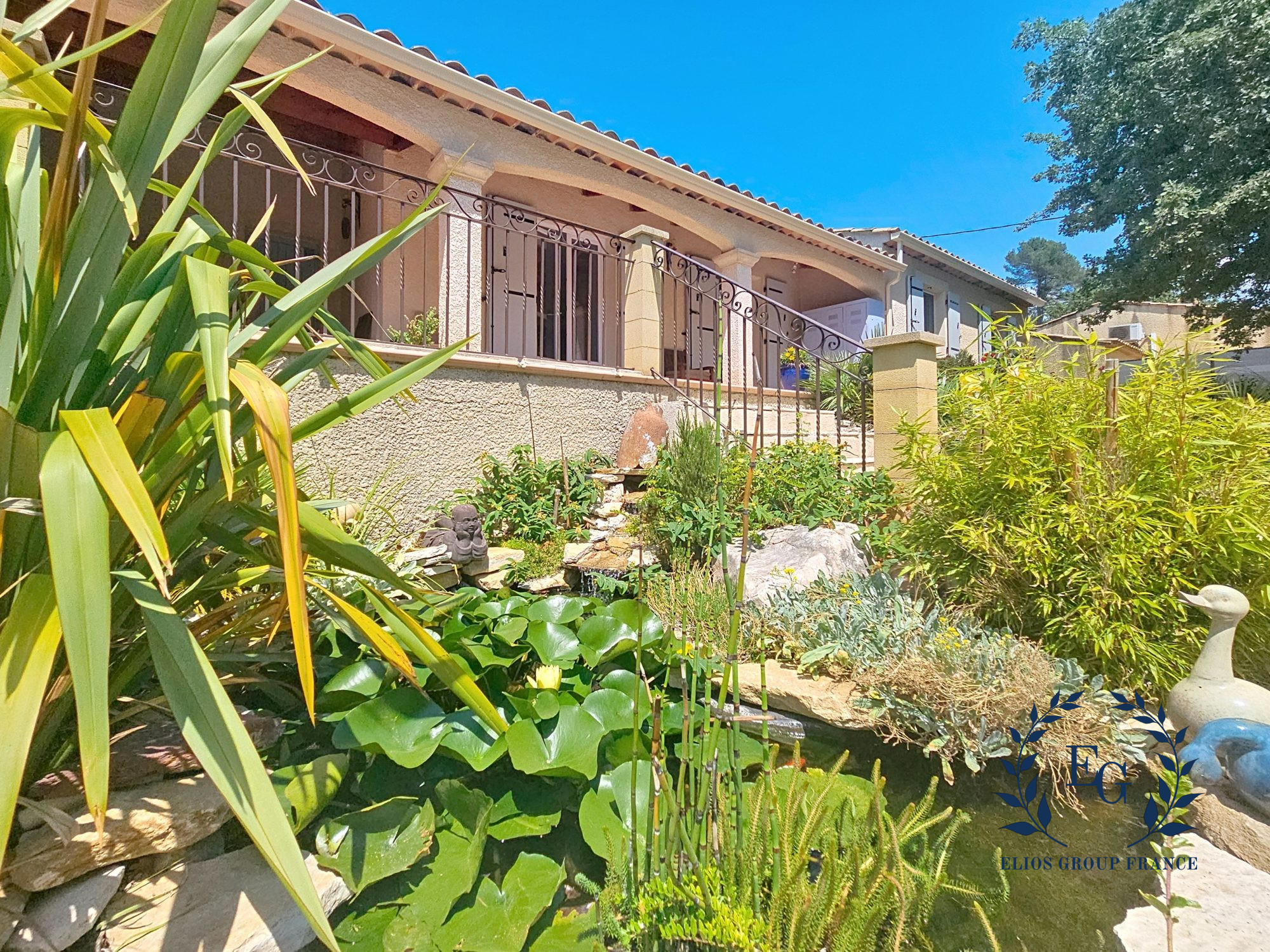 Vente maison 330 000 € Nans les Pins
