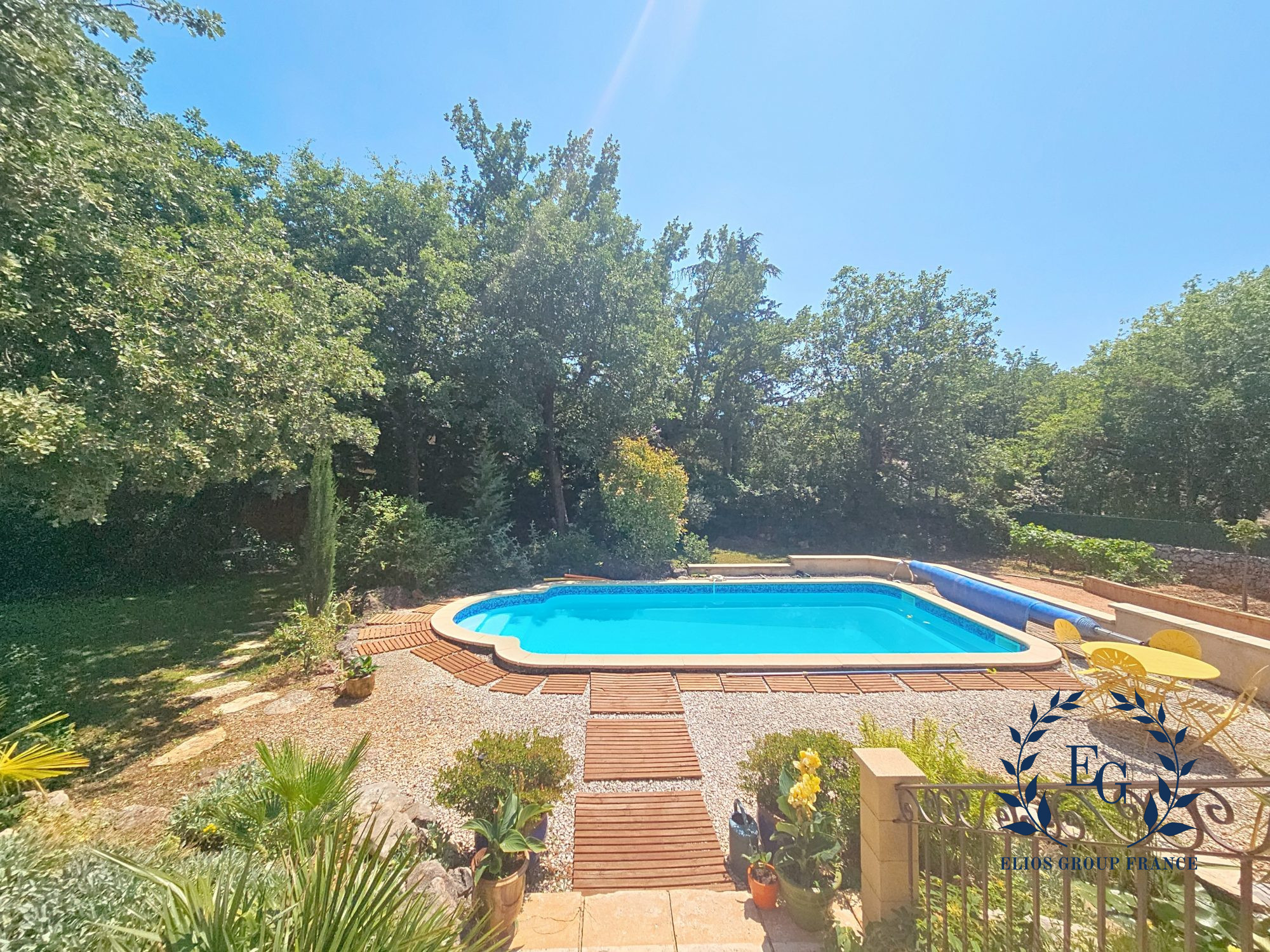 Vente maison 330 000 € Nans les Pins