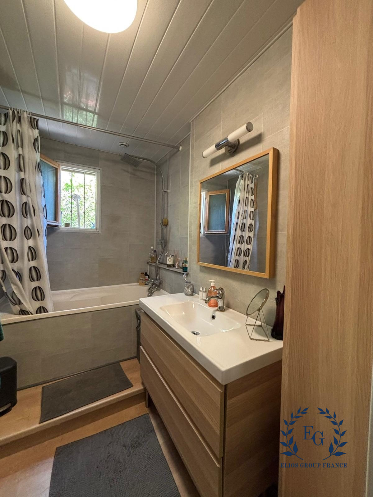 Vente maison 467 000 €  Saint Zacharie