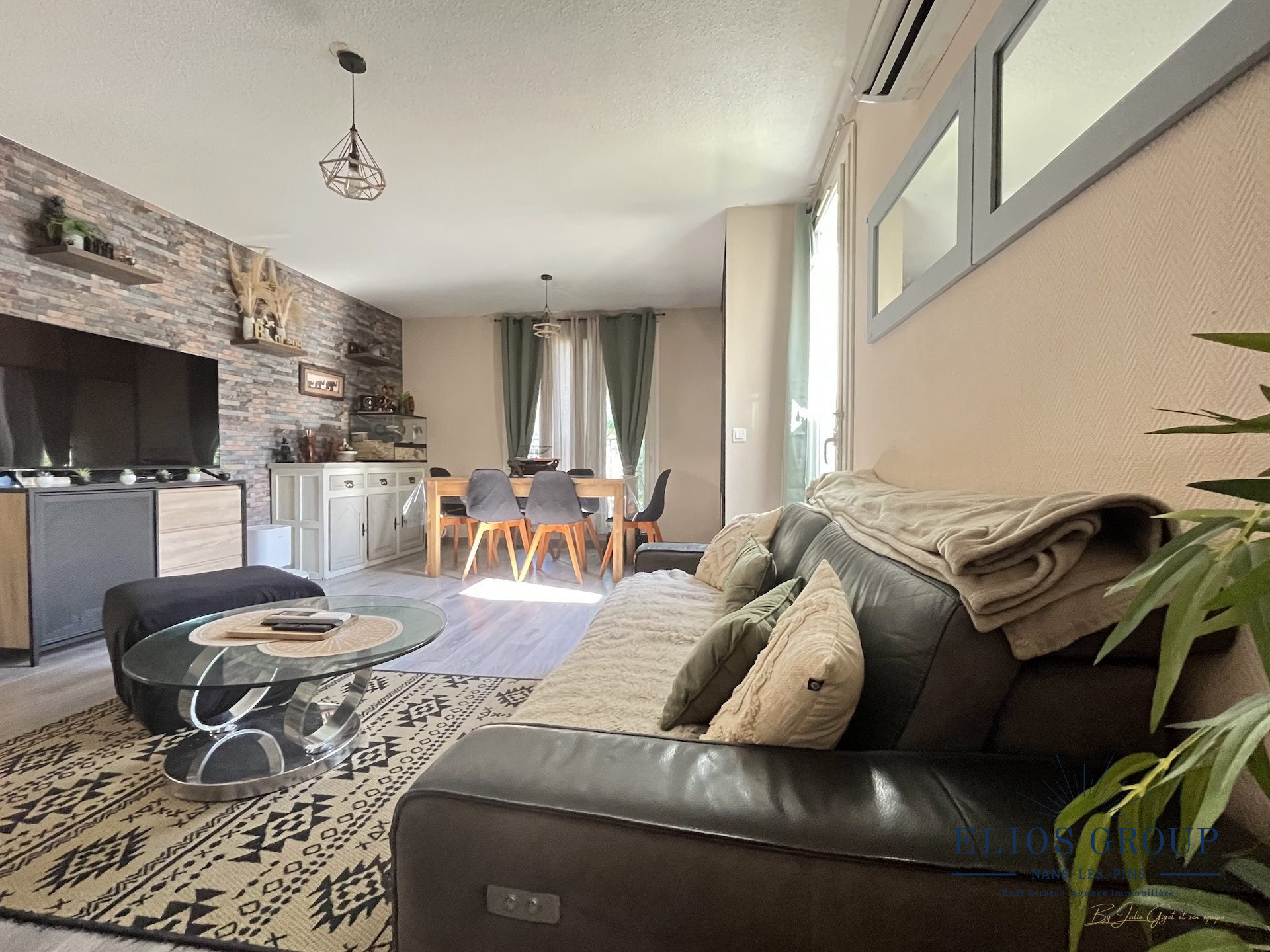 Vente appartement 228 000 €  Aubagne