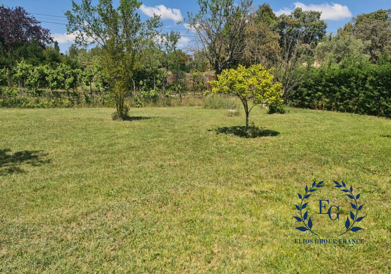 Vente terrain 220 000 €  Pourrières
