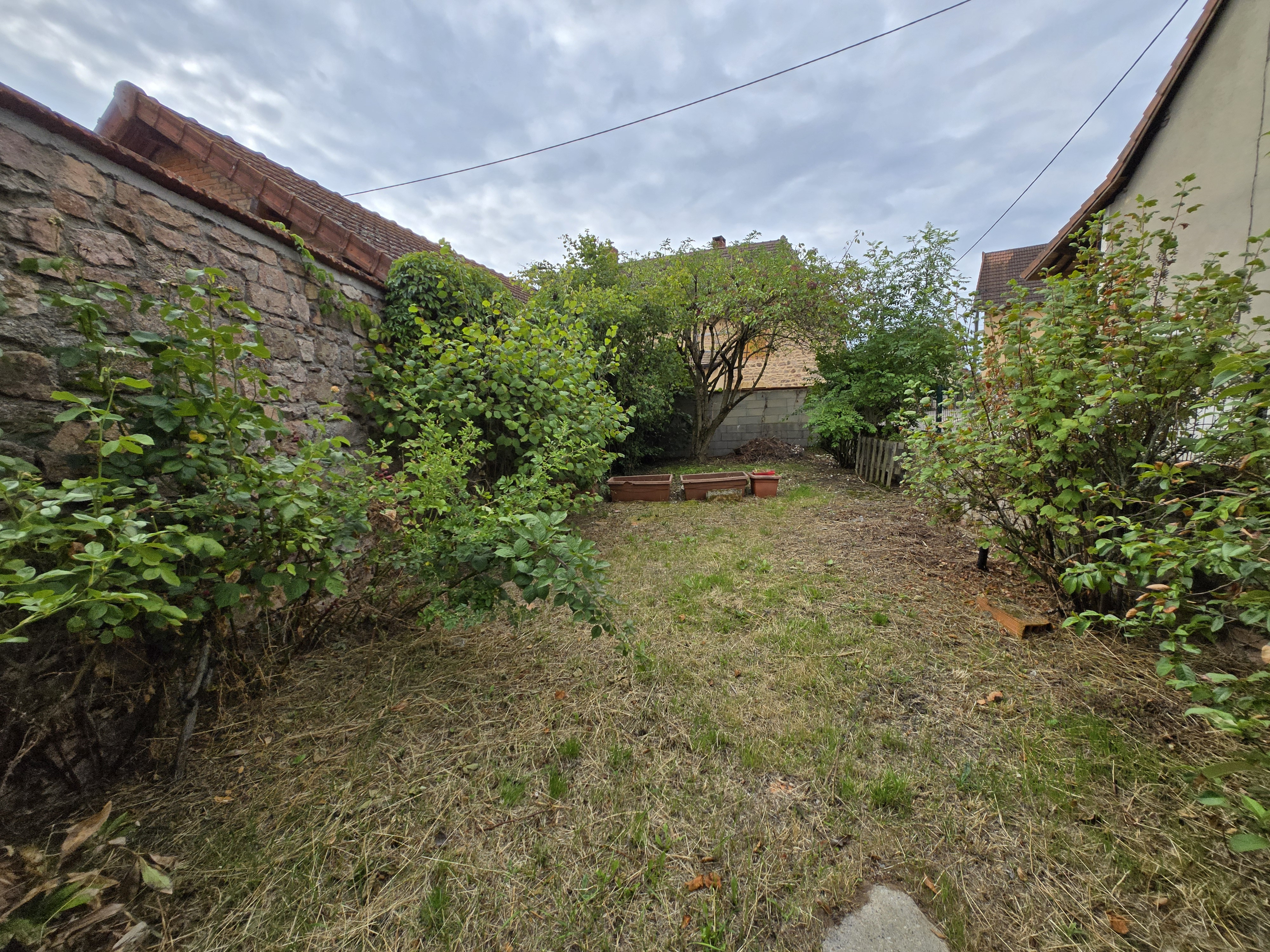 vente maison 71520 MONTMELARD