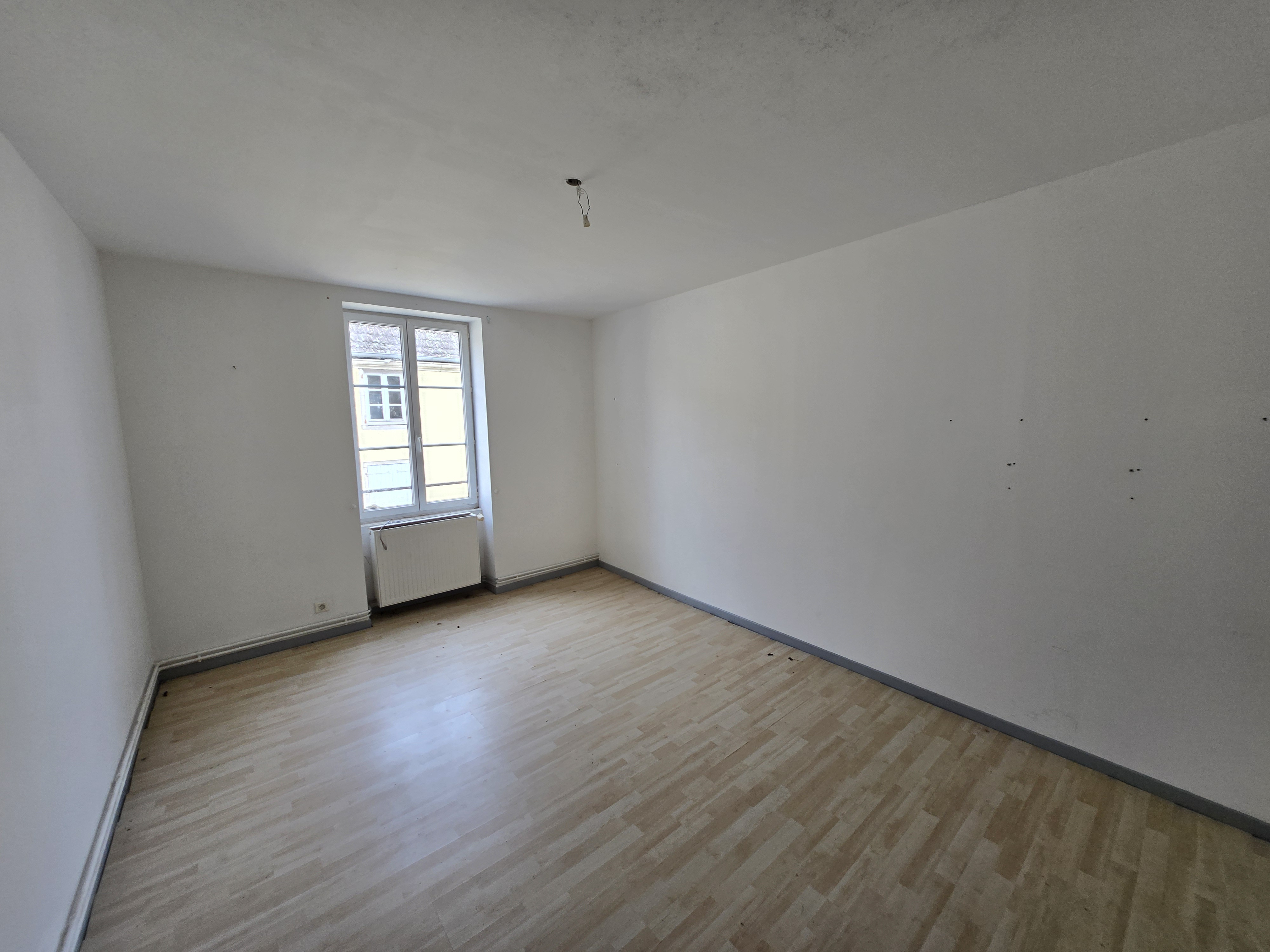 vente immeuble 71800 LA CLAYETTE