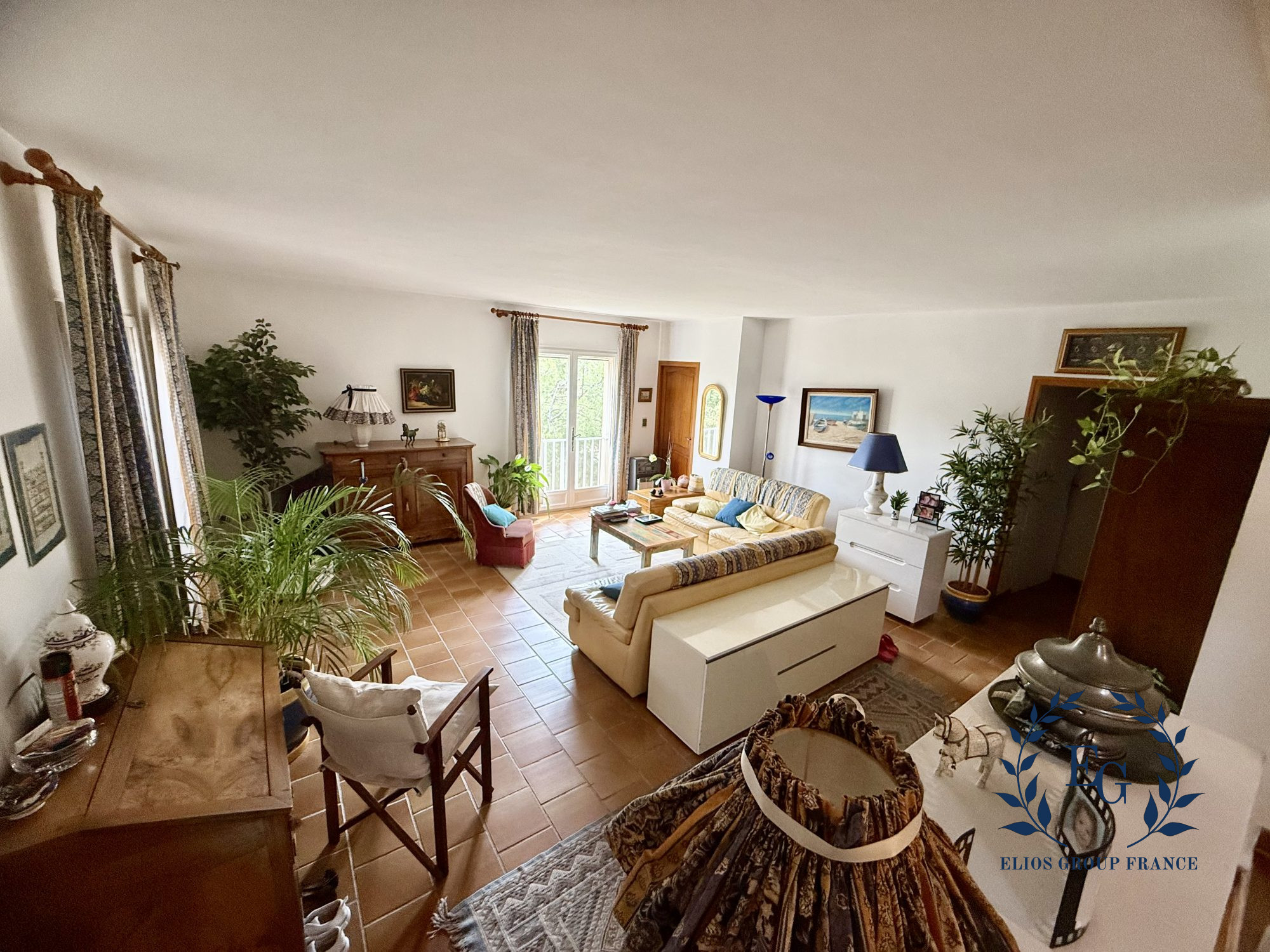 Vente maison 593 000 €  La Destrousse