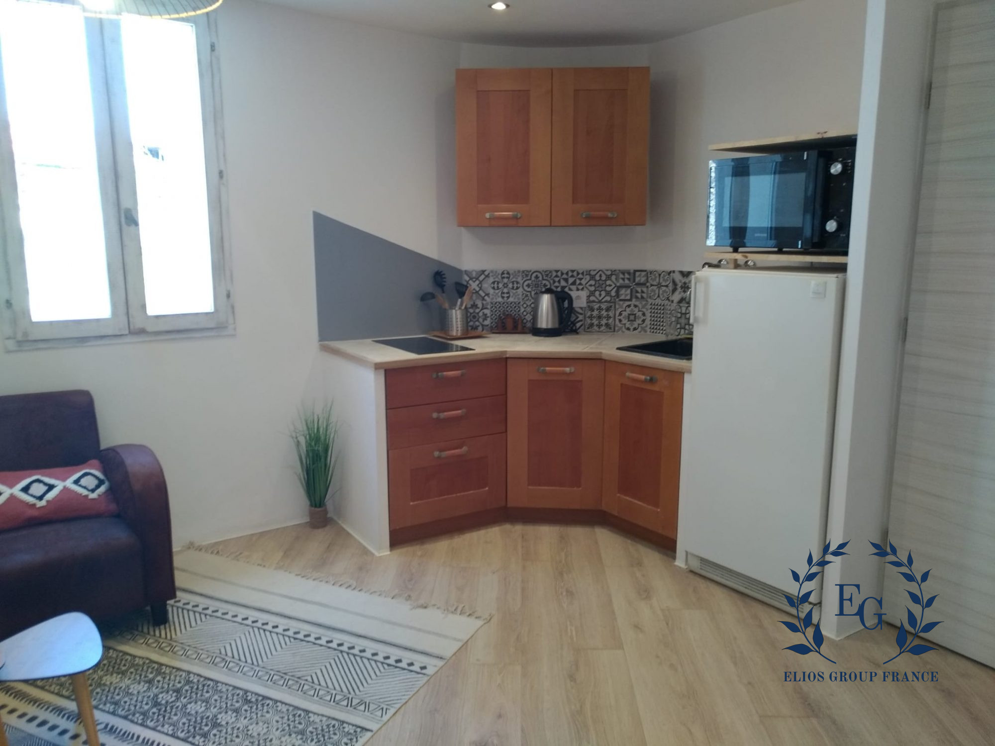 Immeuble 395 200 €  Réf. 275-ELIOSGROUP1_275 Brignoles