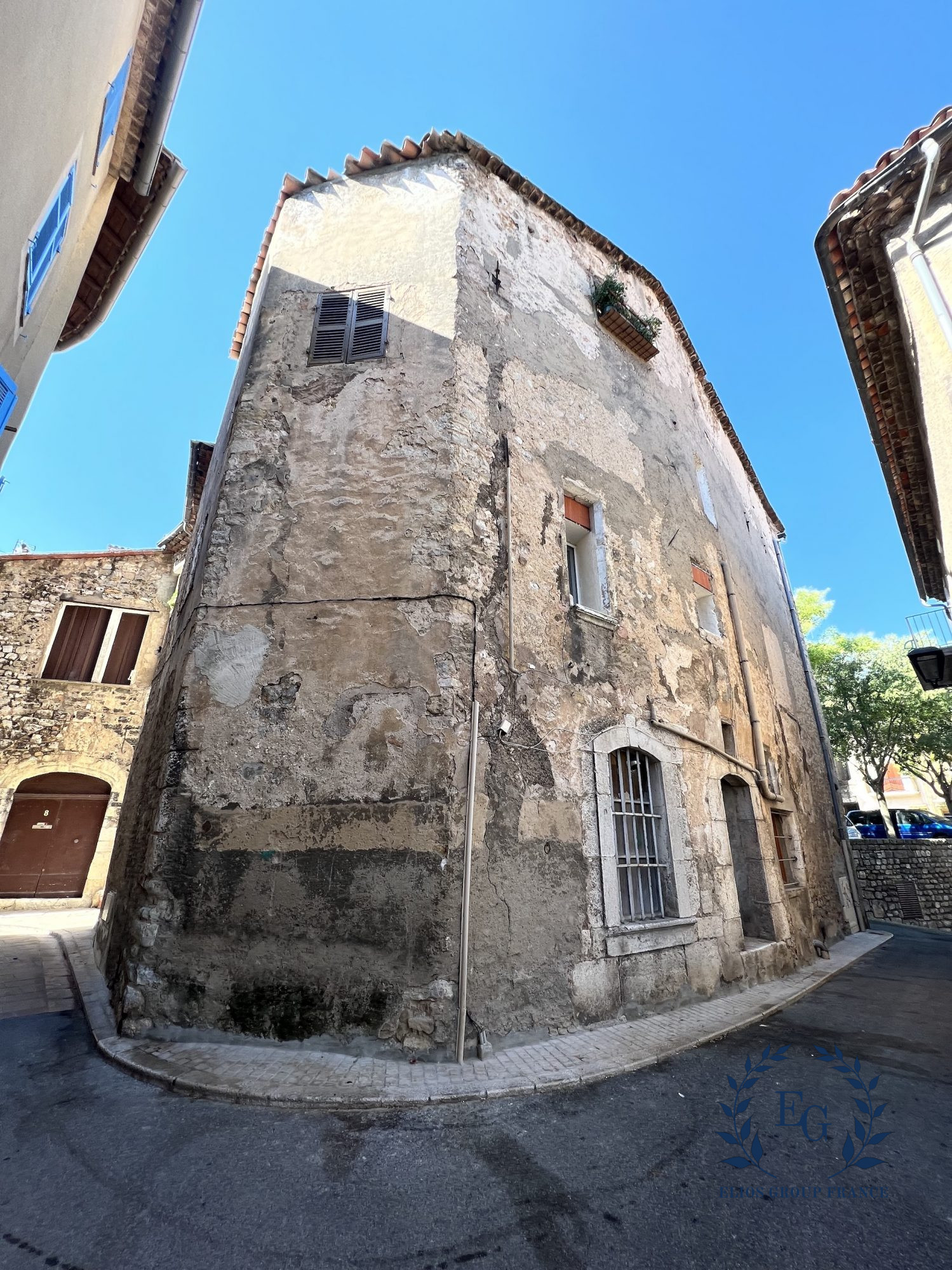 Achat immeuble Brignoles Réf. 275-ELIOSGROUP1_275