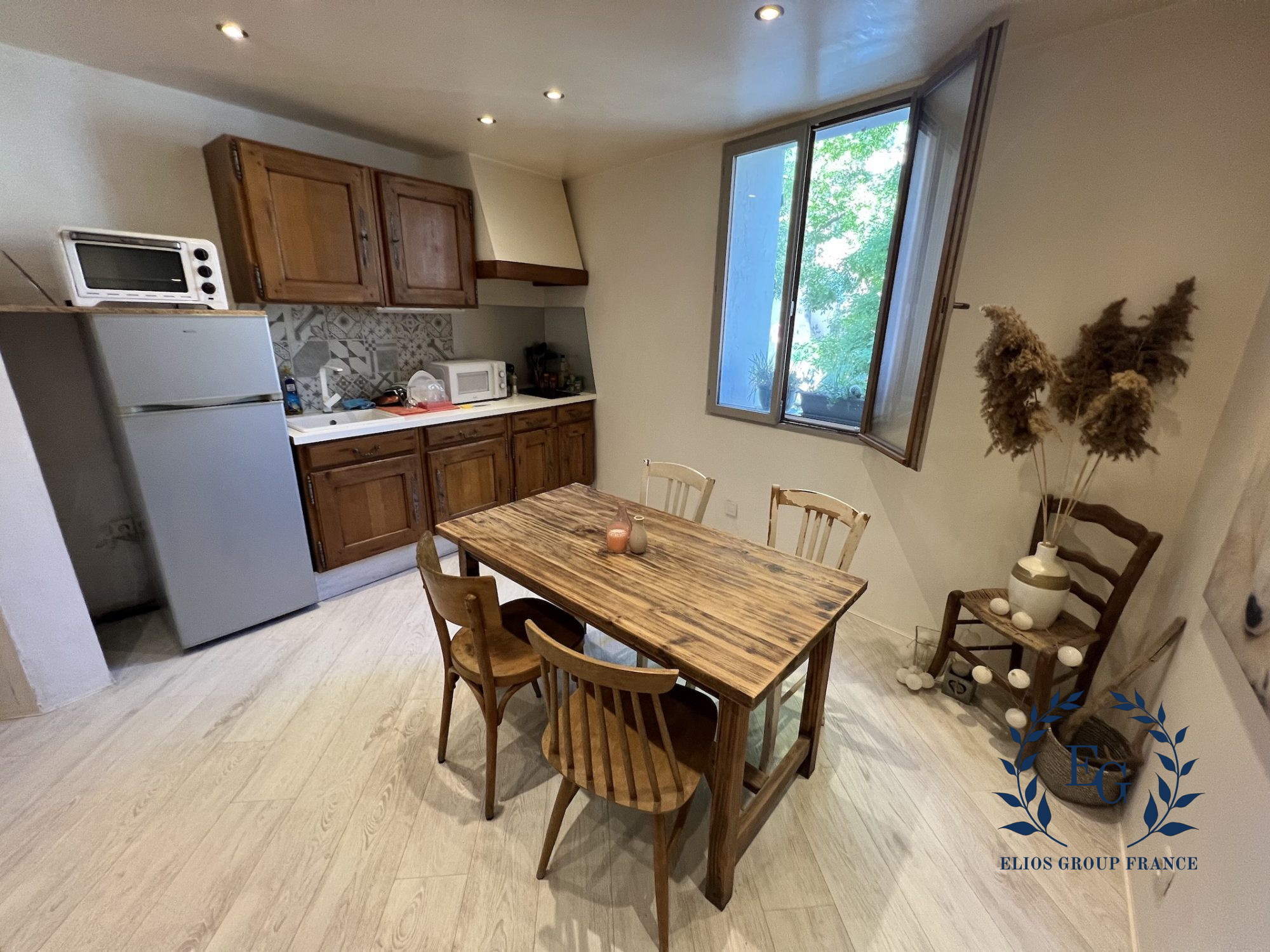 Vente immeuble 395 200 €  Brignoles
