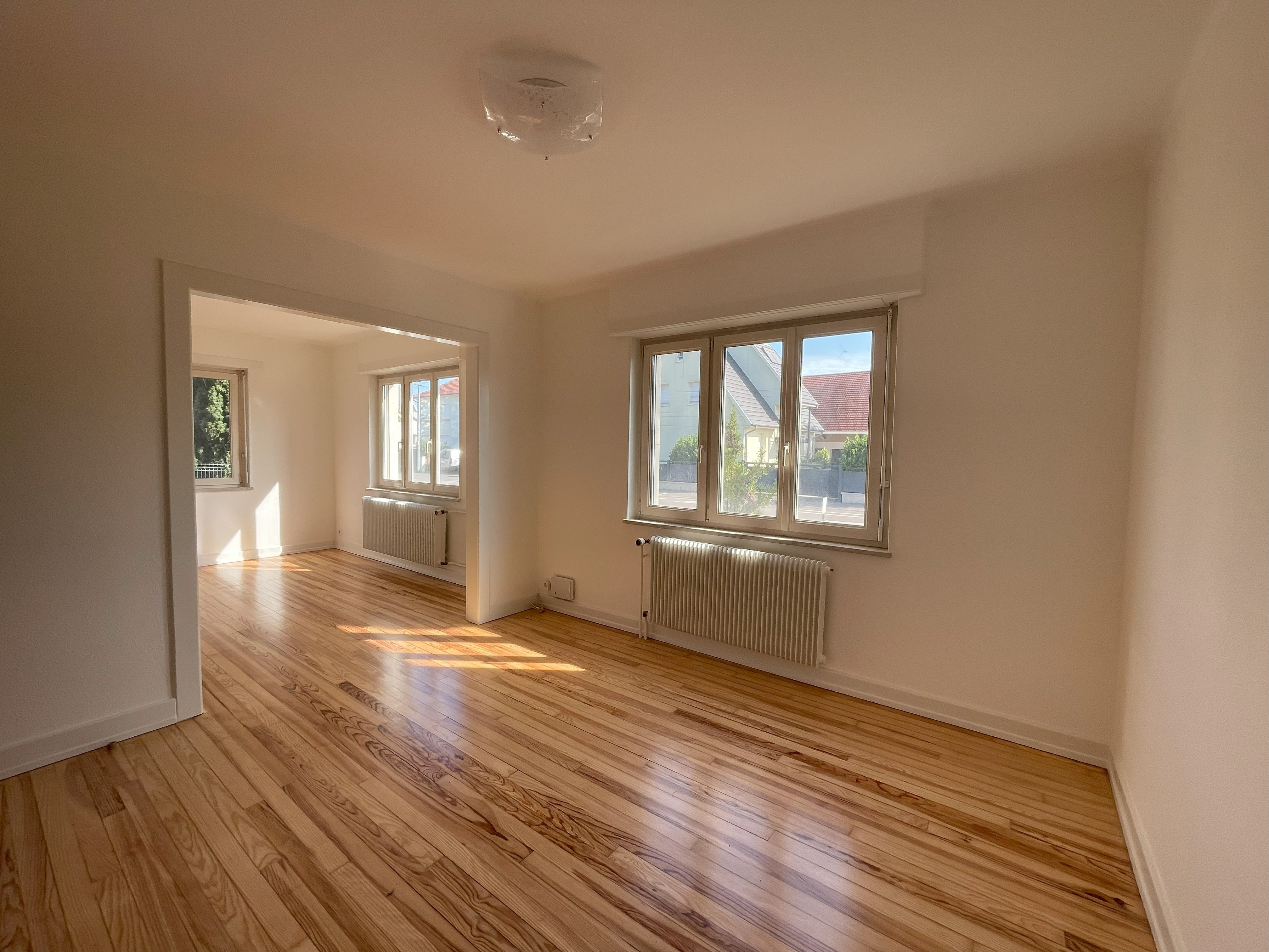 Maison sur Bartenheim ; 1 550 €  ; A louer Réf. 2161