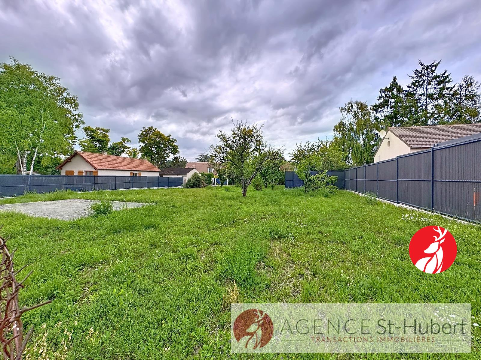 Terrain 144 000 € Réf. 8796-6859 Acheres la Foret