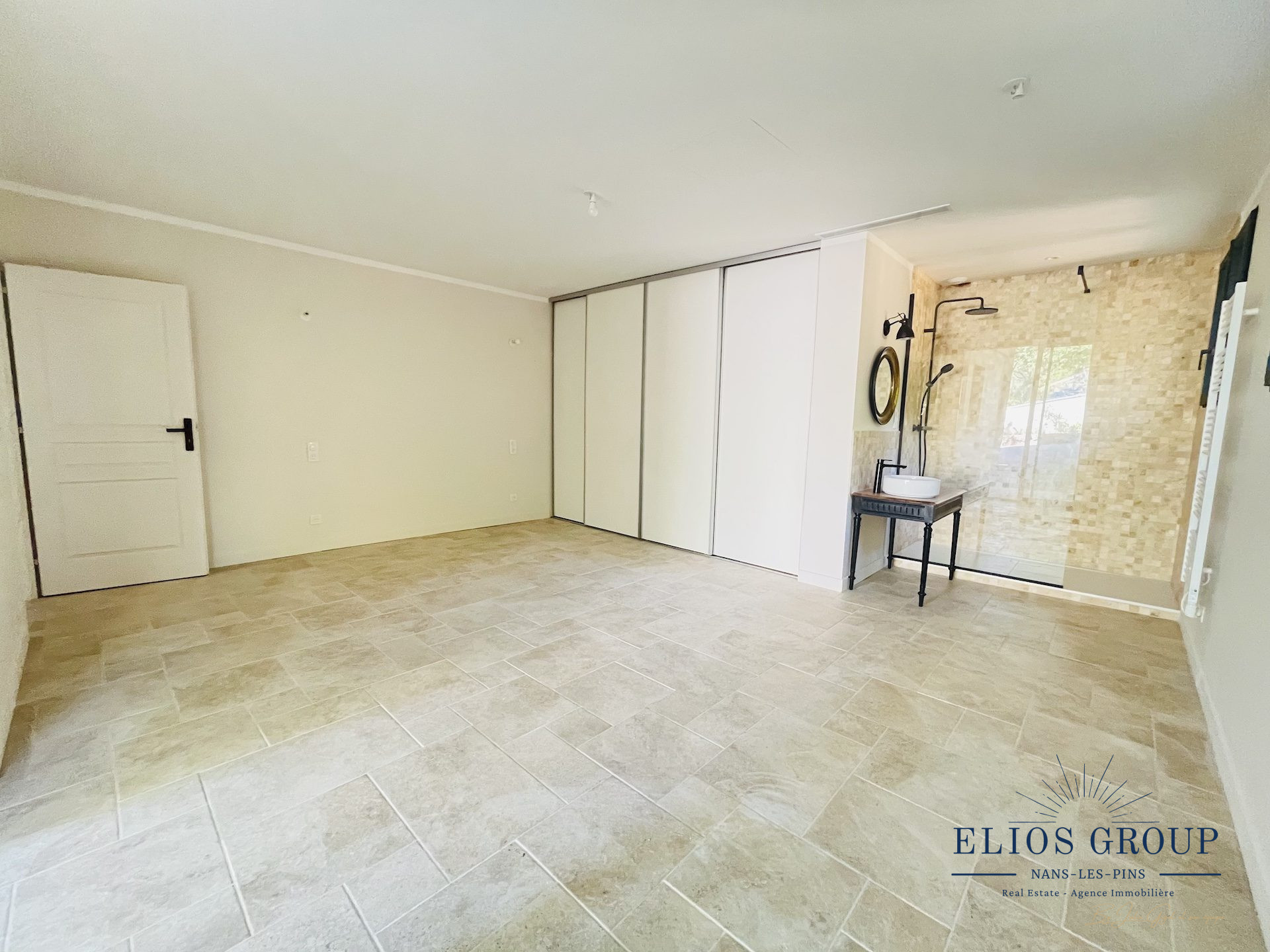 Maison 1 470 000 € Réf. 914-ELIOSGROUP1_914 Nans les Pins