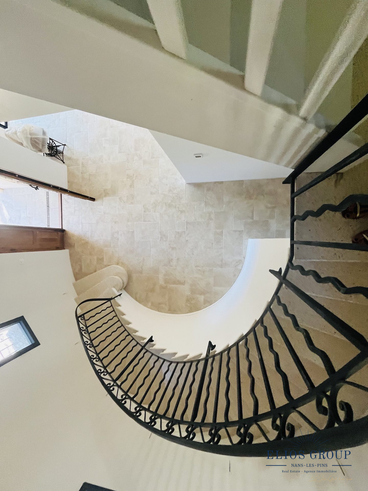 Maison sur Nans les Pins ; 1 470 000 € ; Achat Réf. 914-ELIOSGROUP1_914