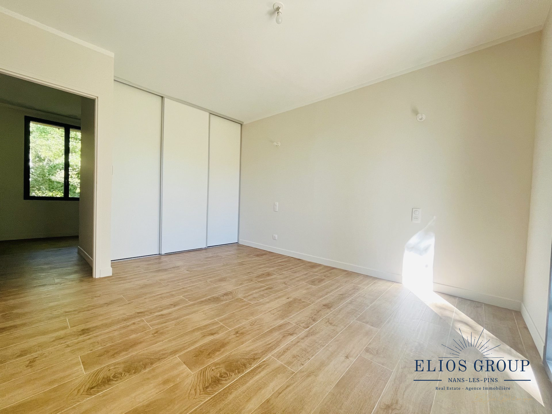 Maison 1 470 000 € Réf. 914-ELIOSGROUP1_914 Nans les Pins