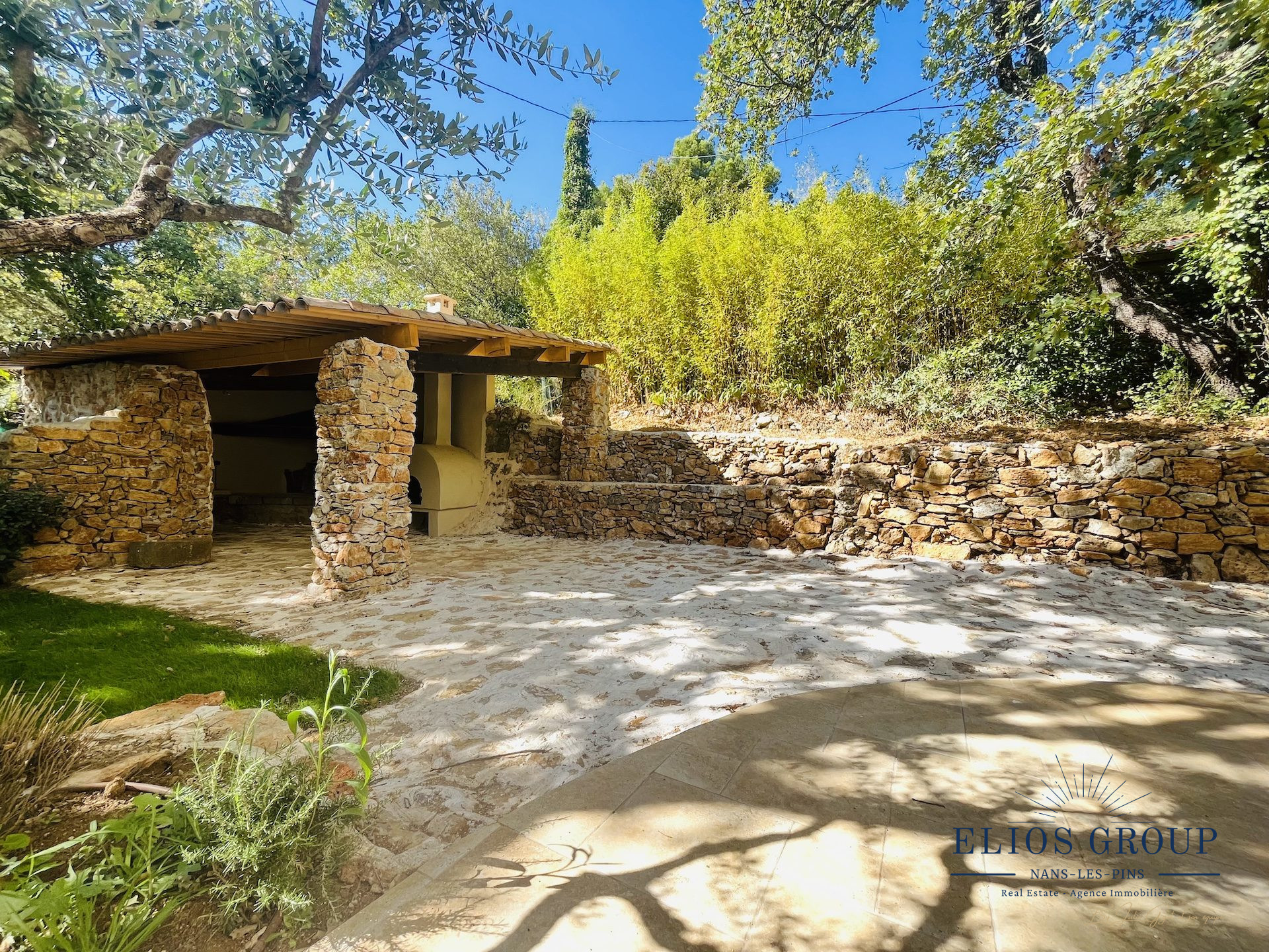 Maison sur Nans les Pins ; 1 470 000 € ; A vendre Réf. 914-ELIOSGROUP1_914
