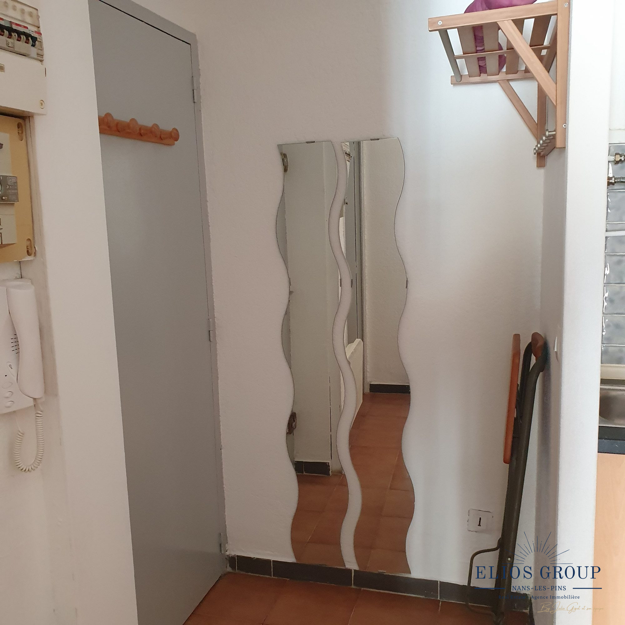 Vente appartement 74 900 € Nans les Pins
