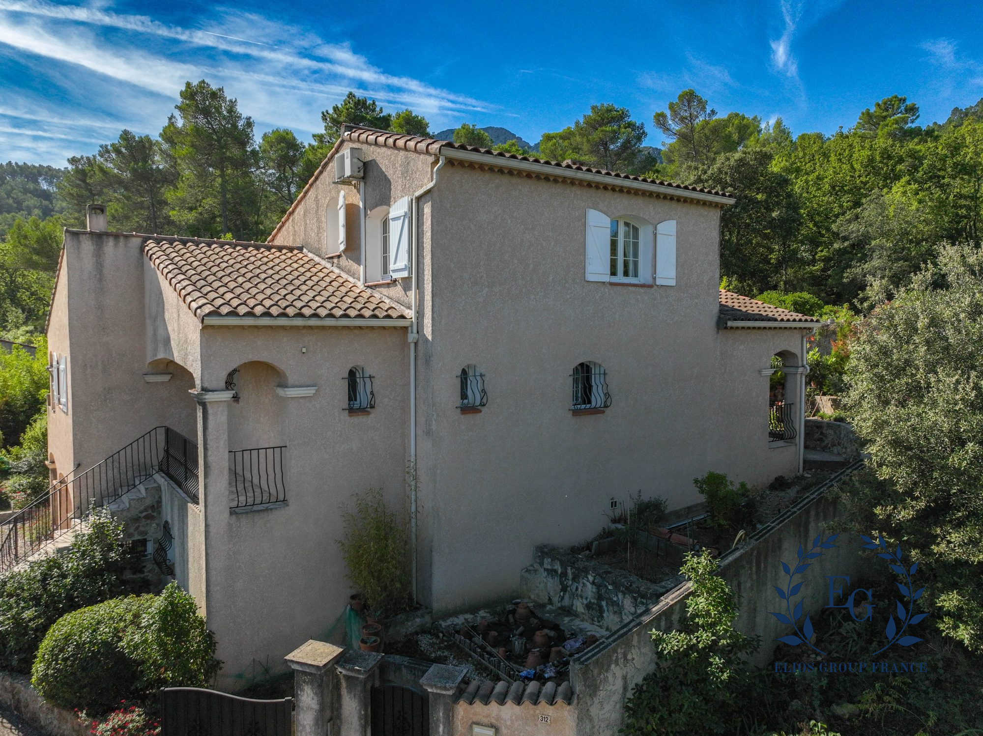Maison sur La Celle ; 420 000 € ; Achat Réf. 296-ELIOSGROUP1_296