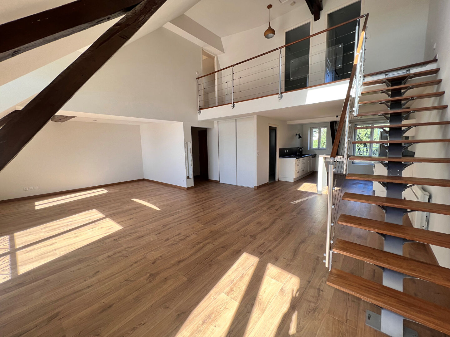 Appartement 890 €  Réf. 22.253 Chateau Thierry