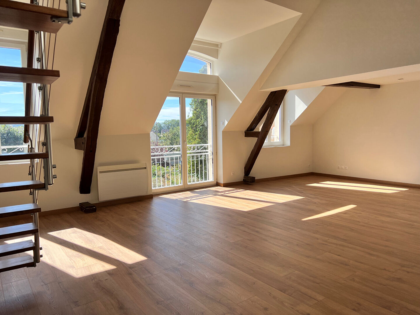 Appartement 890 €  sur Chateau Thierry (02400) - Réf. 22.253