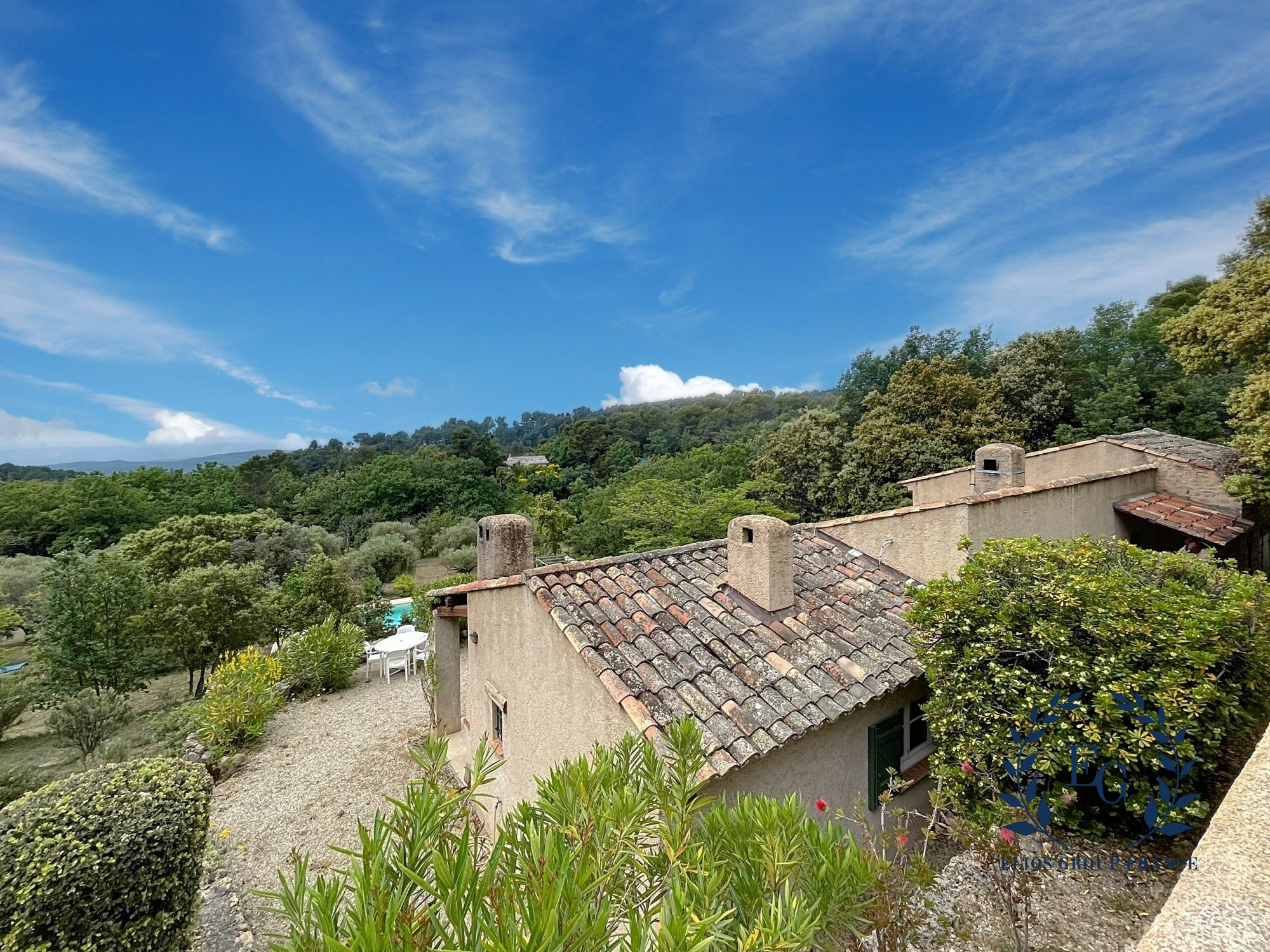 Maison sur Tourtour ; 770 000 € ; A vendre Réf. 94-ELIOSGROUP1_94