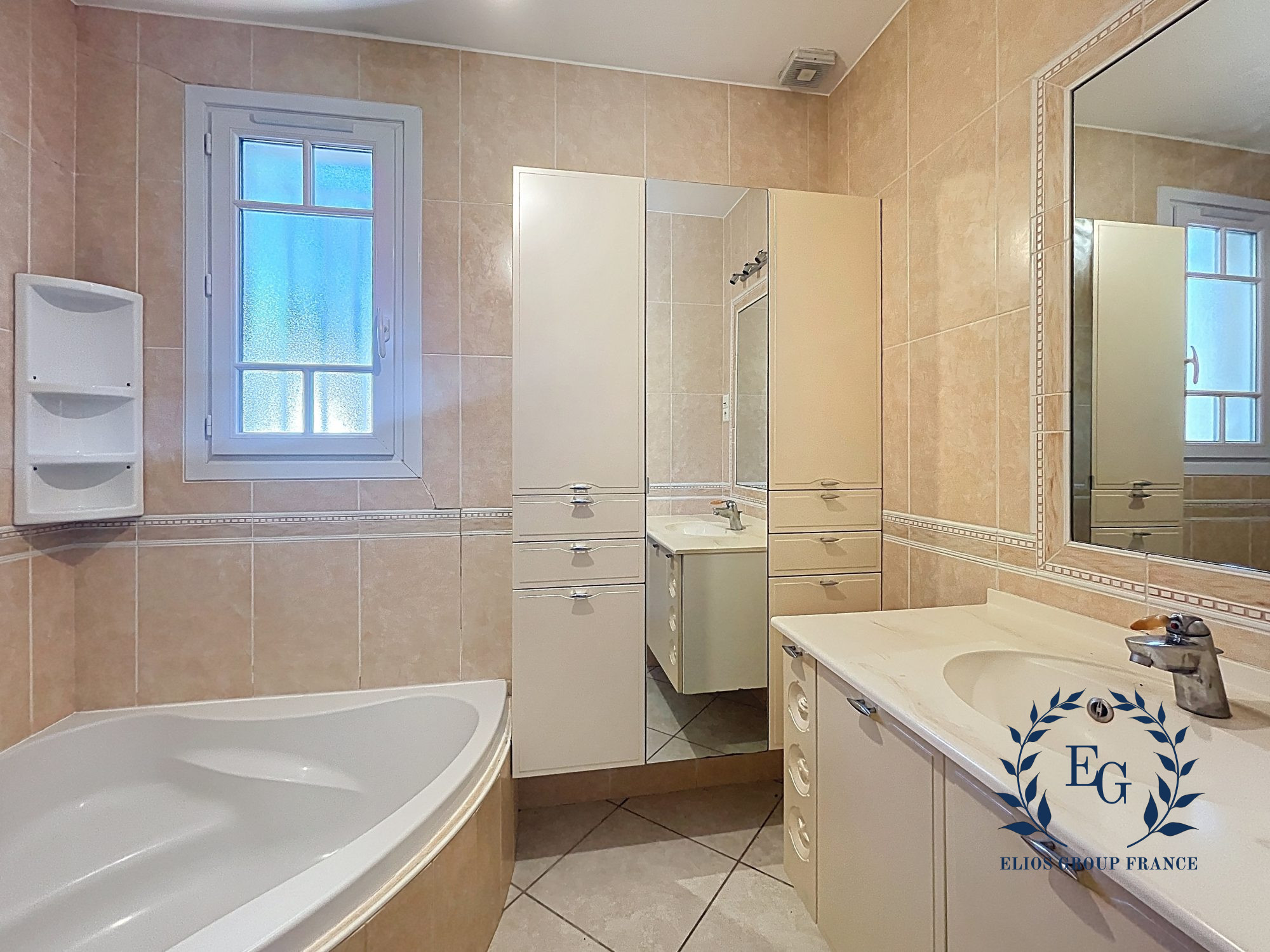 Vente appartement 265 000 € La Celle