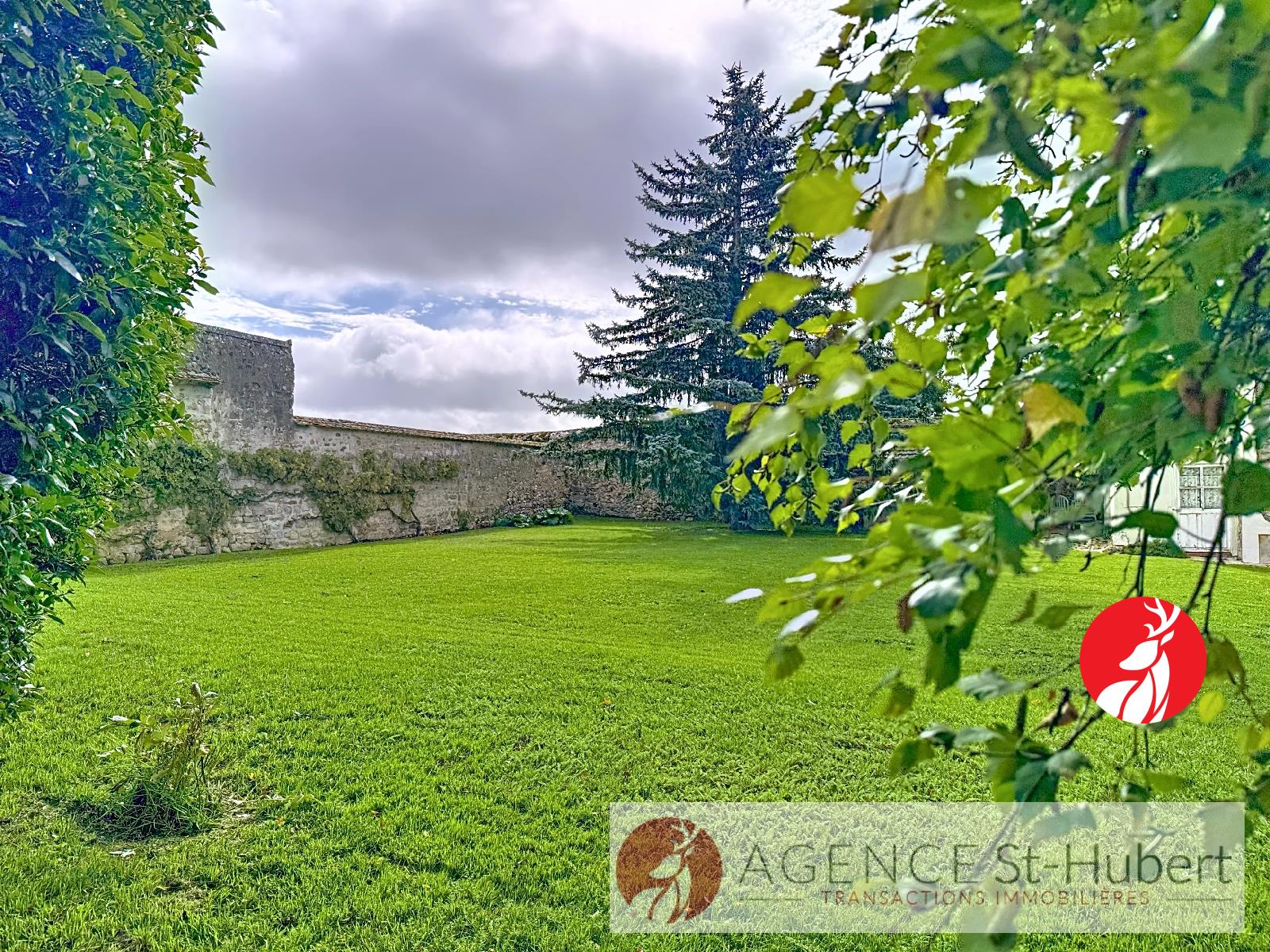 Maison 598 500 € sur Saint Martin en Biere (77630) - Réf. 8817-6911