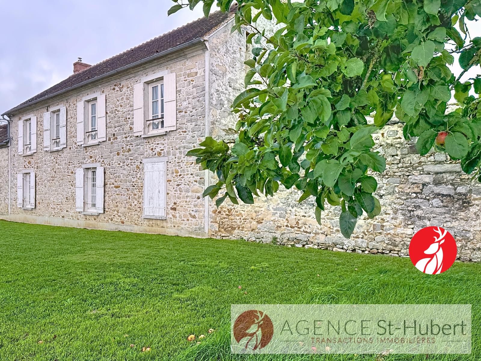 Maison 598 500 € Réf. 8817-6911 Saint Martin en Biere