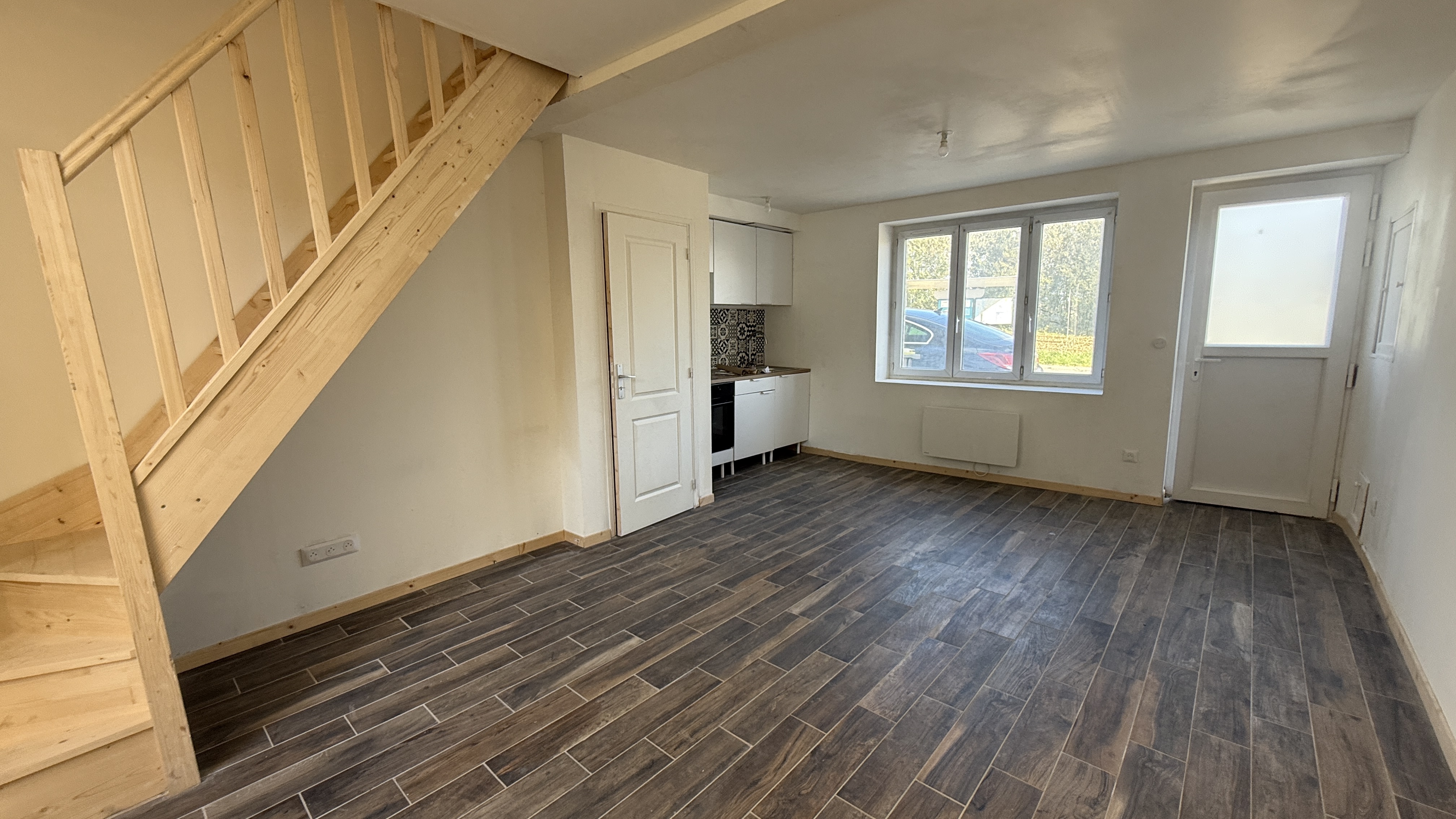 Maison 800 €  Réf. AGE84 Condette