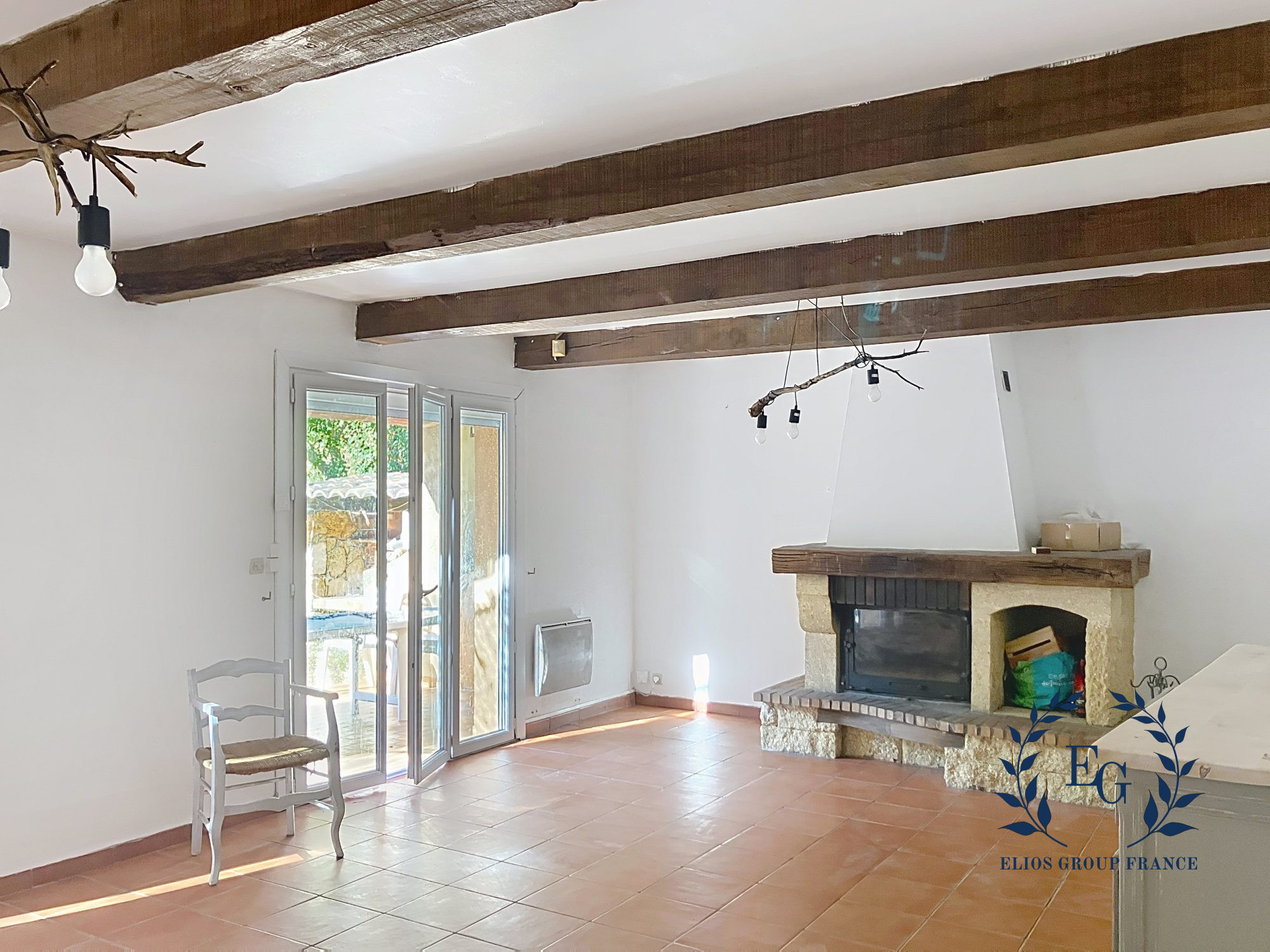 Maison sur Barjols ; 1 800 €  ; A louer Réf. 310-ELIOSGROUP1_310