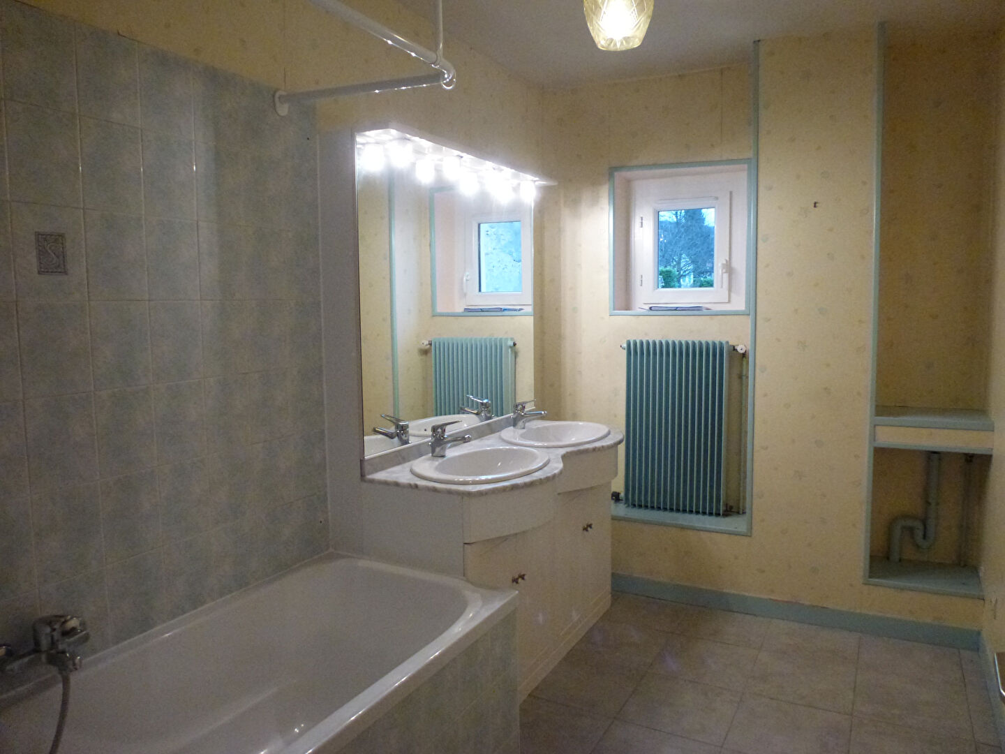 Maison 820 &euro;  sur Chateau Thierry (02400) - Réf. 694