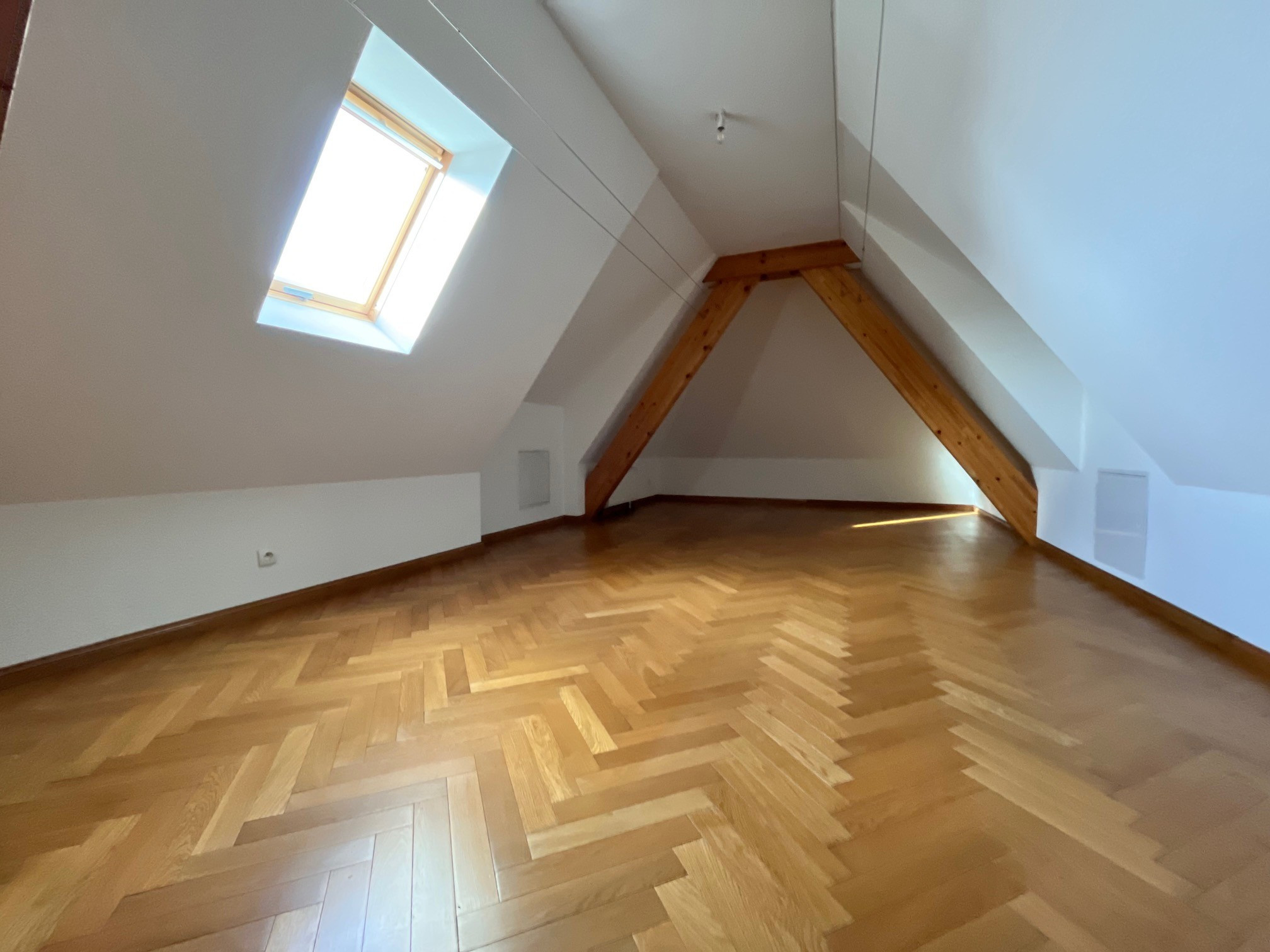 Appartement 1 000 &euro;  Réf. 2191 Riedisheim