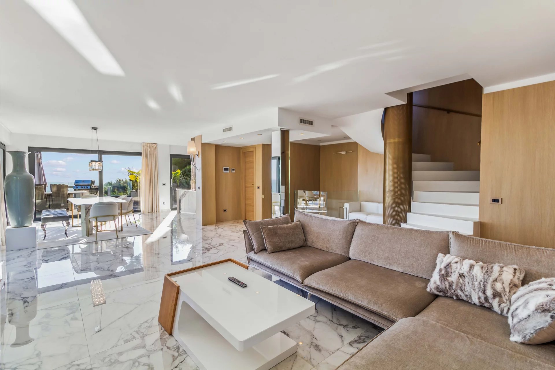 Maison sur Èze ; 4 950 000 &euro;  ; Vente Réf. 1088