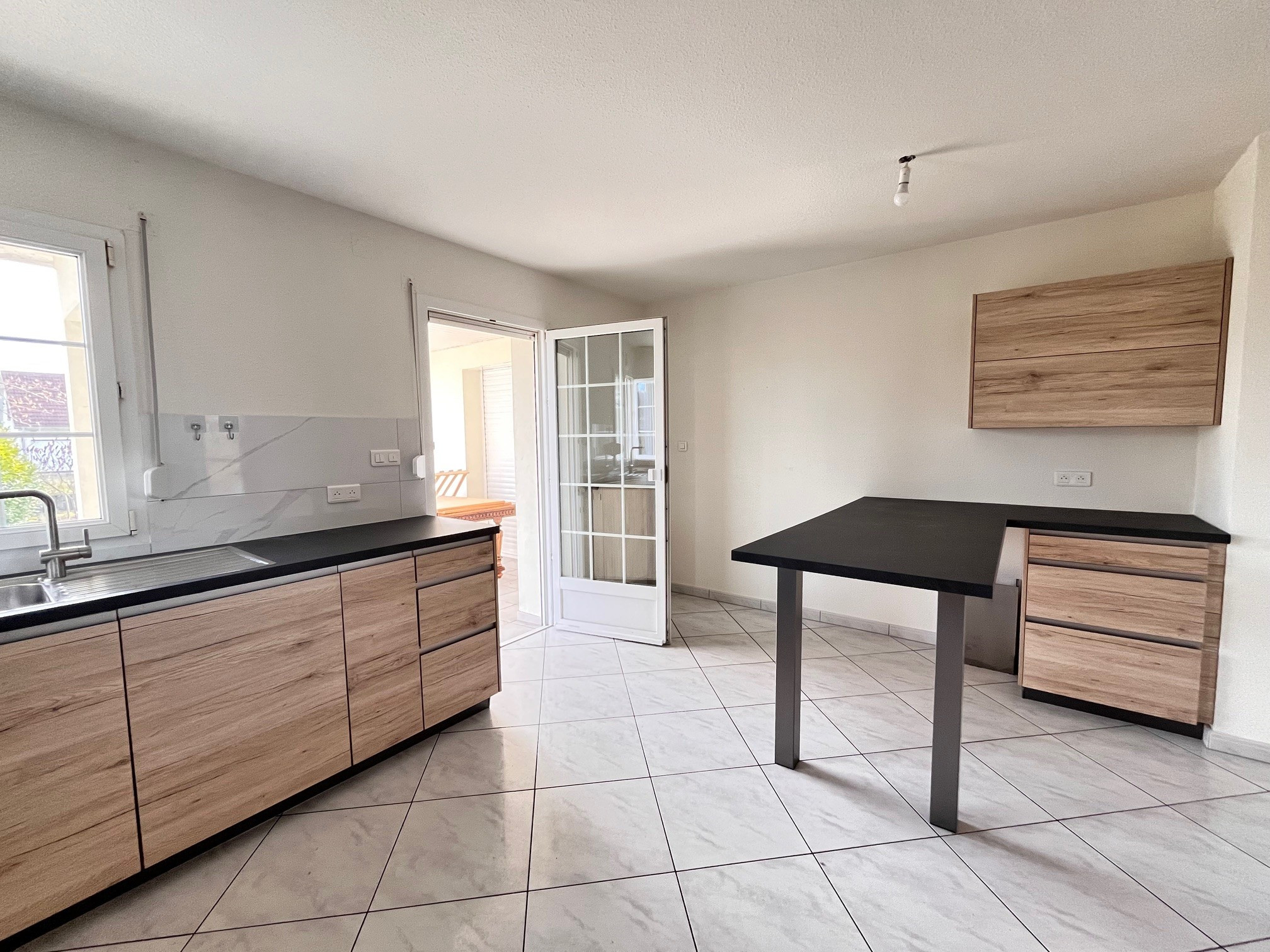 Maison 1 700 &euro;  Réf. 2200 Bartenheim