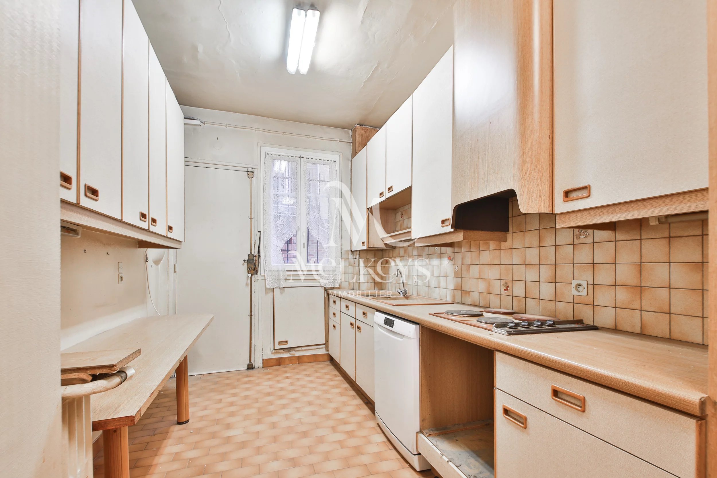 A vendre appartement Paris 16ème 75016; 576 000 &euro;