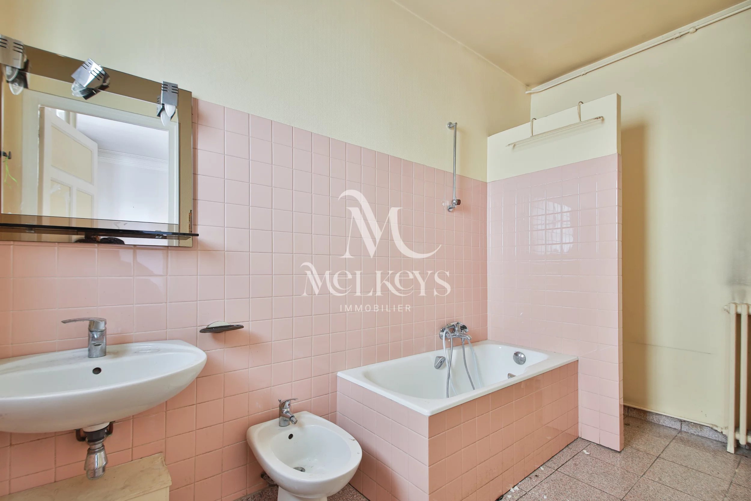 Appartement 576 000 &euro; Réf. 86812260-86812260 Paris 16ème