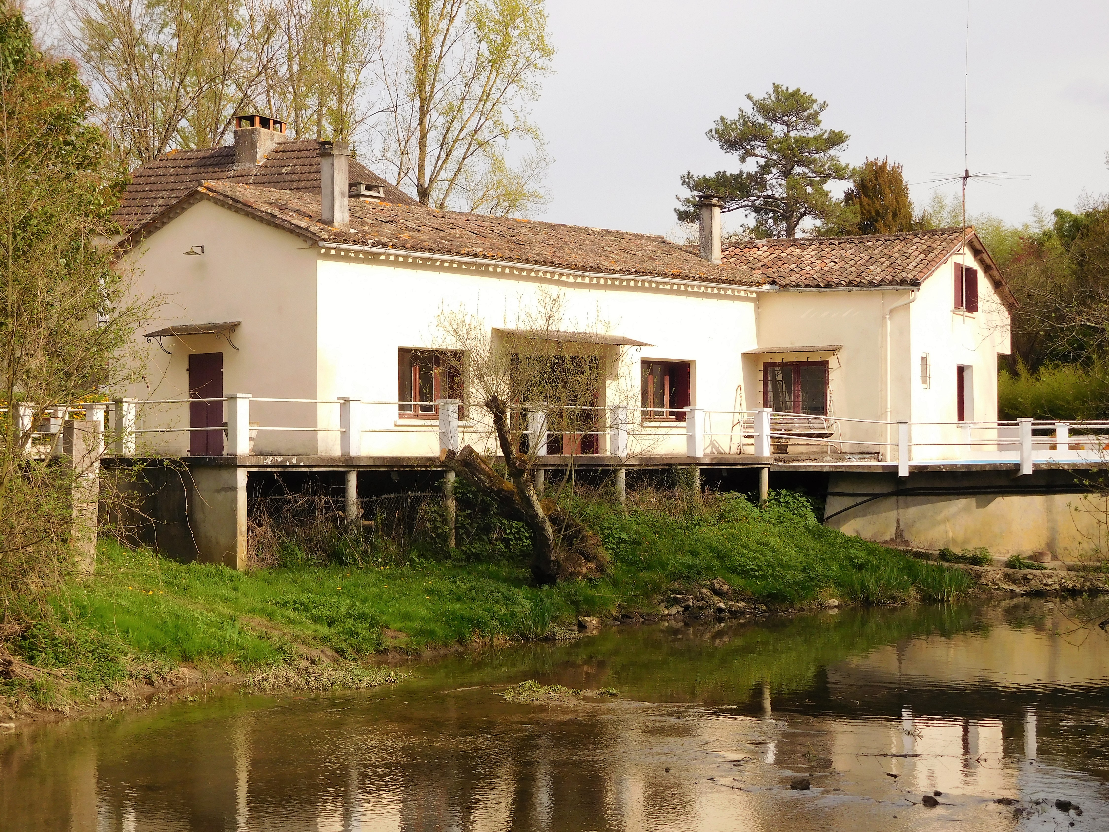 find your perfect french farmhouse property