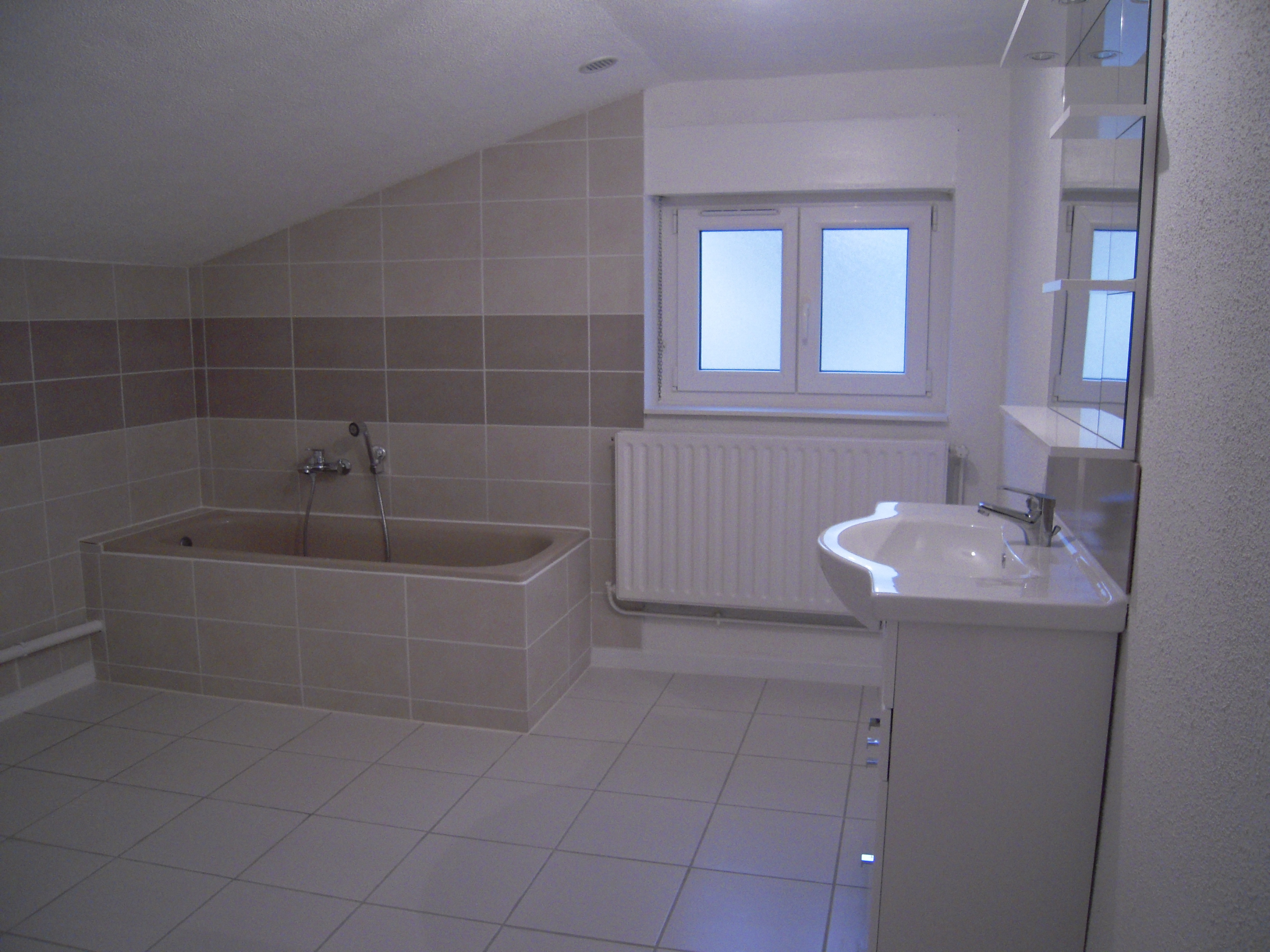 Appartement 470 €  Réf. 13.001 Vahl Ebersing