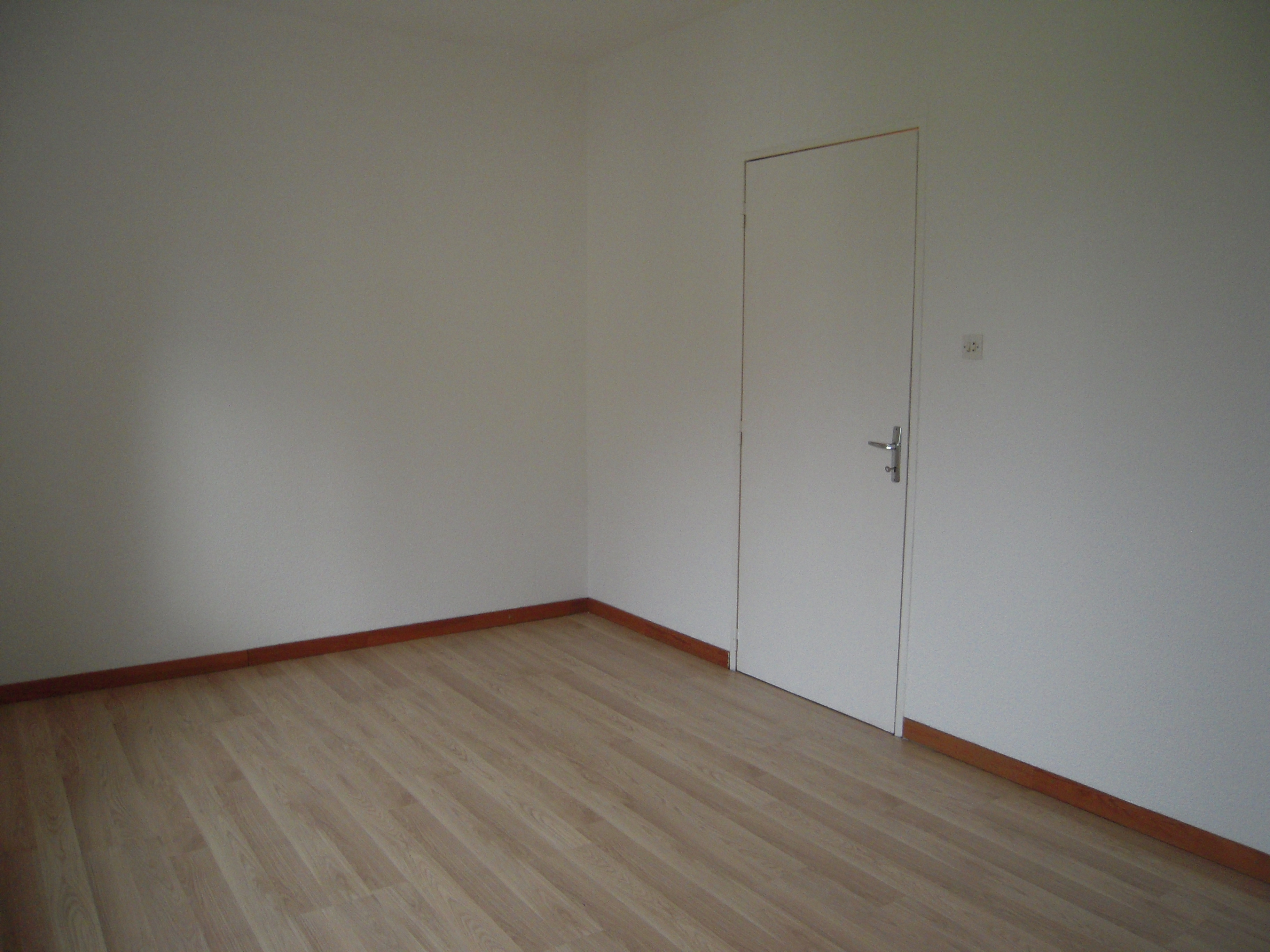 Appartement 470 €  Réf. 13.001 Vahl Ebersing